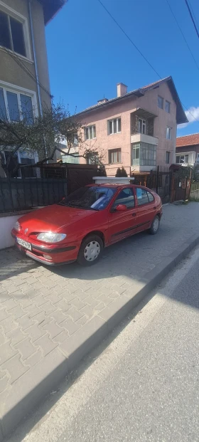 Renault Megane 1.6 - 800 € / 1564.66 лв. - 36621118 2