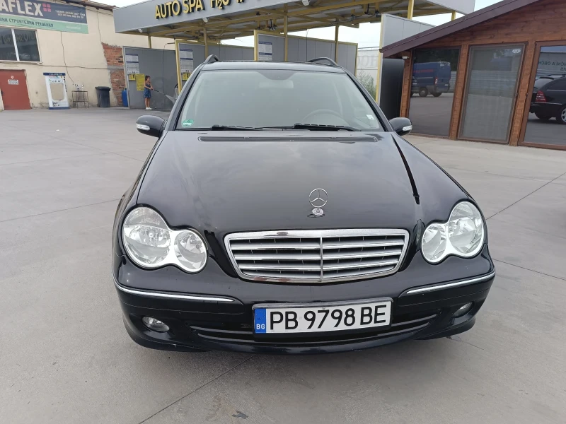 Mercedes-Benz C 220 Elegance , снимка 8 - Автомобили и джипове - 46393135