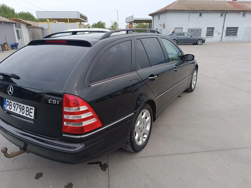 Mercedes-Benz C 220 Elegance , снимка 16 - Автомобили и джипове - 46393135