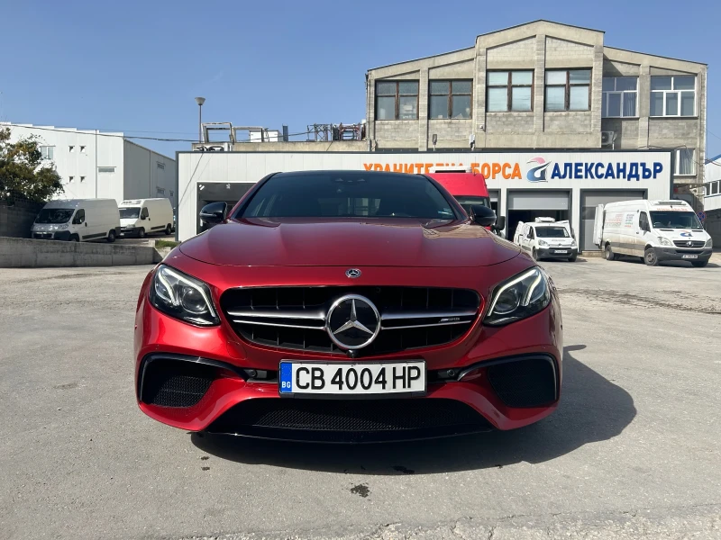 Mercedes-Benz E 63 AMG, снимка 1 - Автомобили и джипове - 47438009