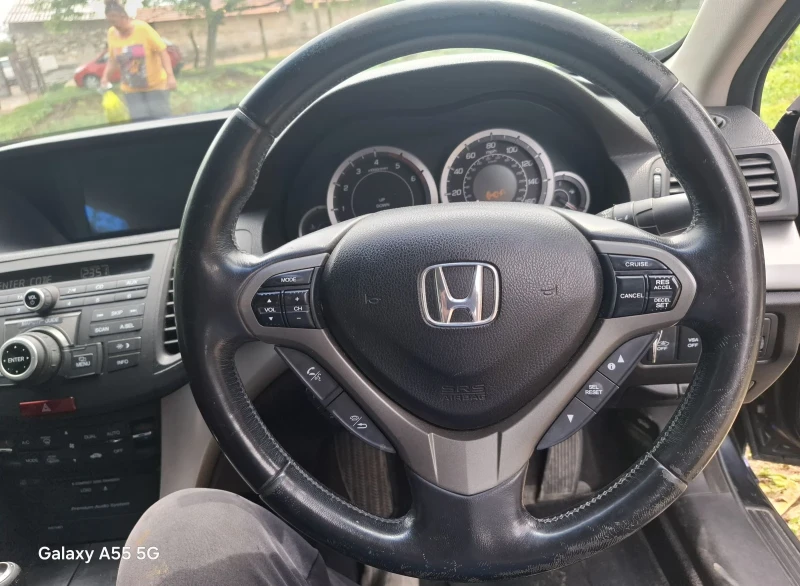 Honda Accord 2.2i DTEC 150к.с.Кожа, Нави, Камера, снимка 8 - Автомобили и джипове - 52114581