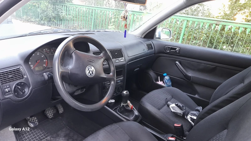 VW Golf Golf4, снимка 5 - Автомобили и джипове - 50496424