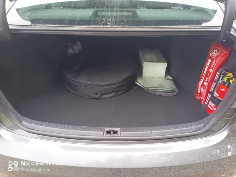 Toyota Avensis Т27 1.8 147 кс. АГУ, снимка 17 - Автомобили и джипове - 52418100