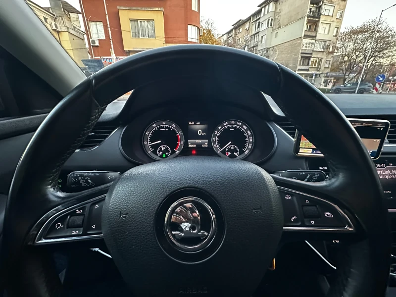Skoda Octavia 1.4 TGI, снимка 5 - Автомобили и джипове - 52634307