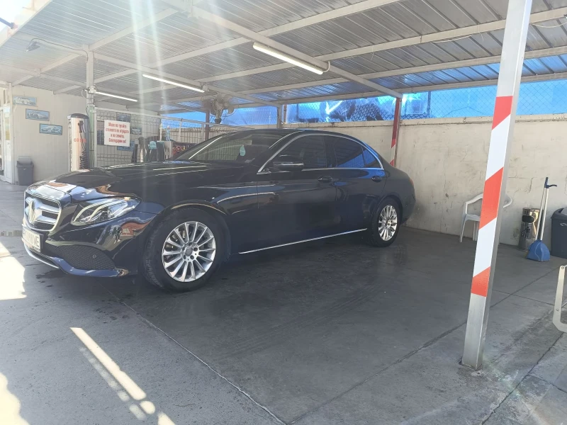 Mercedes-Benz E 220 W213 Digital, снимка 10 - Автомобили и джипове - 52802463