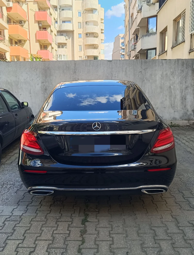 Mercedes-Benz E 220 W213 Digital, снимка 8 - Автомобили и джипове - 52802463
