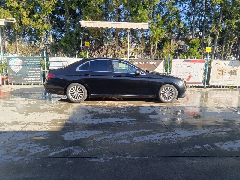 Mercedes-Benz E 220 W213 Digital, снимка 2 - Автомобили и джипове - 52802463