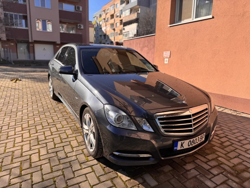 Mercedes-Benz E 220