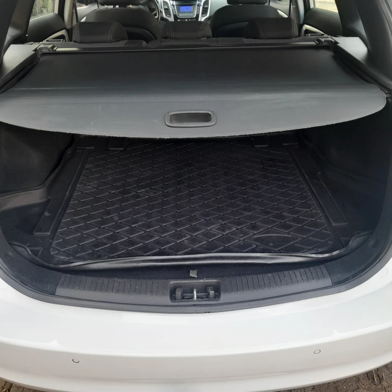 Hyundai I30 1.6 DOHC-120k.c. FACE LIFT, снимка 12 - Автомобили и джипове - 52975955
