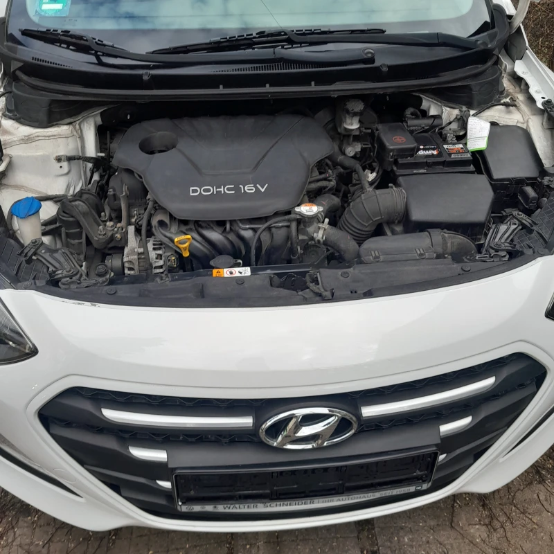 Hyundai I30 1.6 DOHC-120k.c. FACE LIFT, снимка 6 - Автомобили и джипове - 52975955