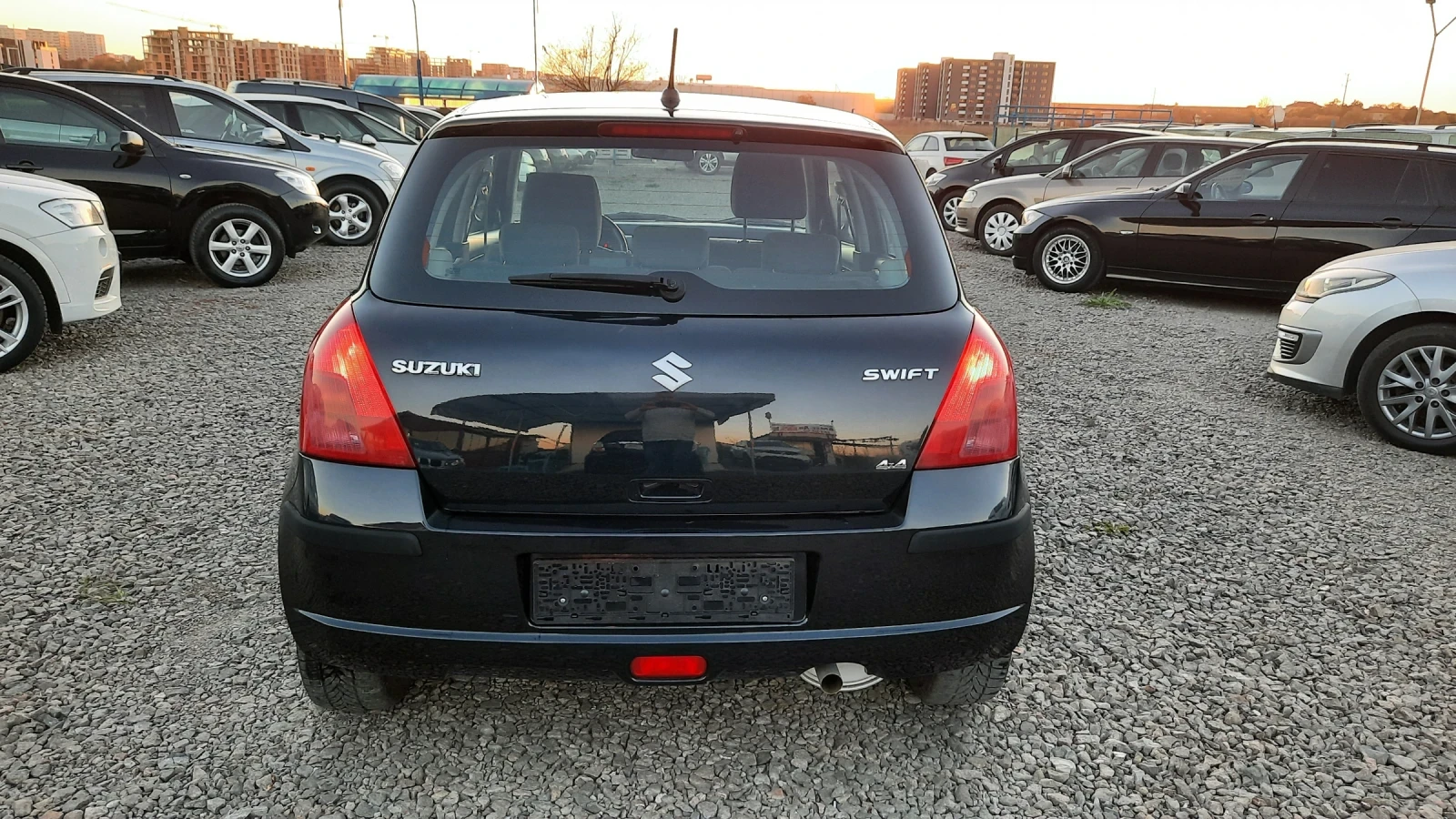 Suzuki Swift 1.3 * Бензин * 4х4 * Подгрев * 165х.км - изображение 4