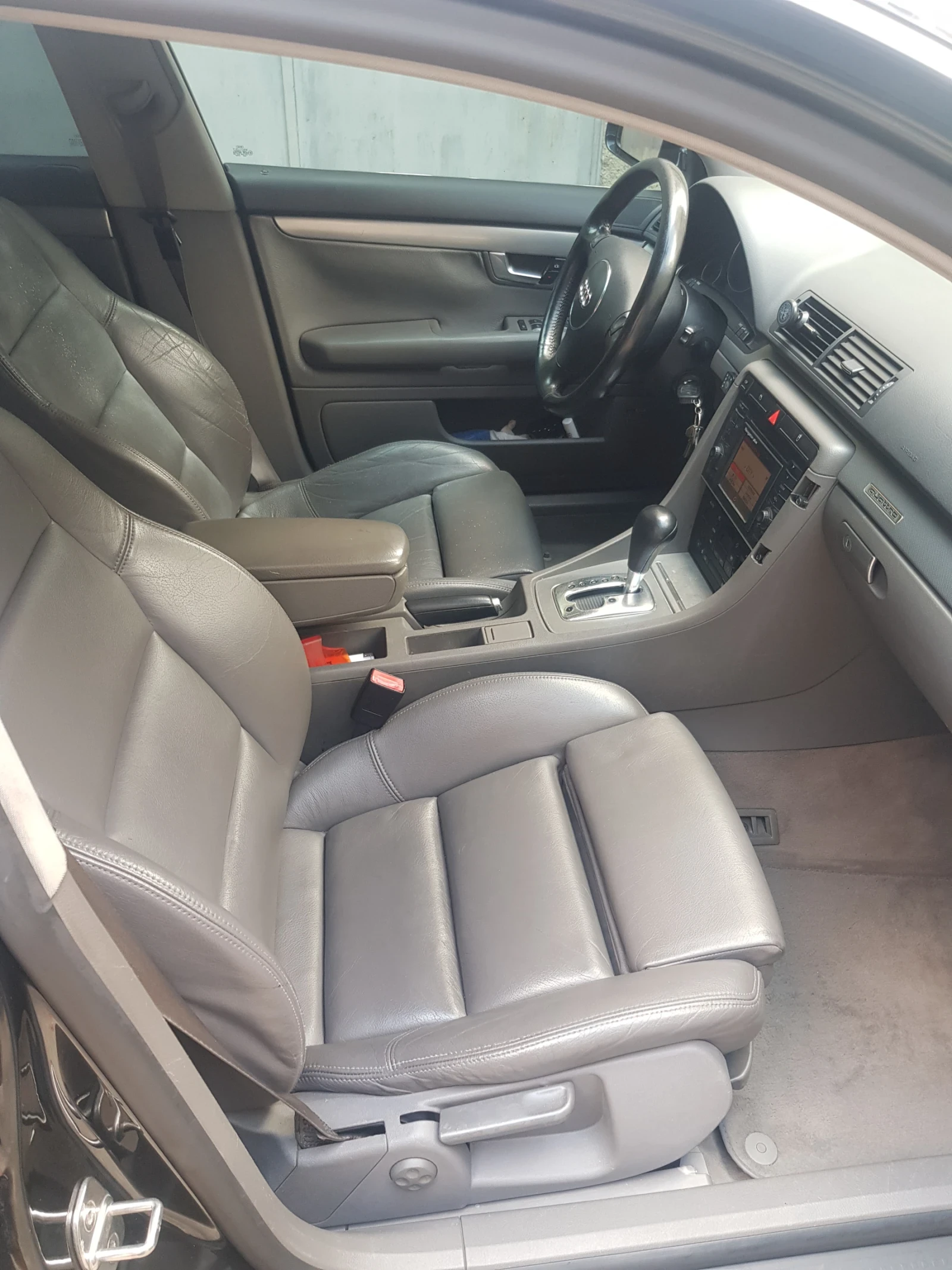 Audi A4 B6 3000 куб 220 коня - изображение 10