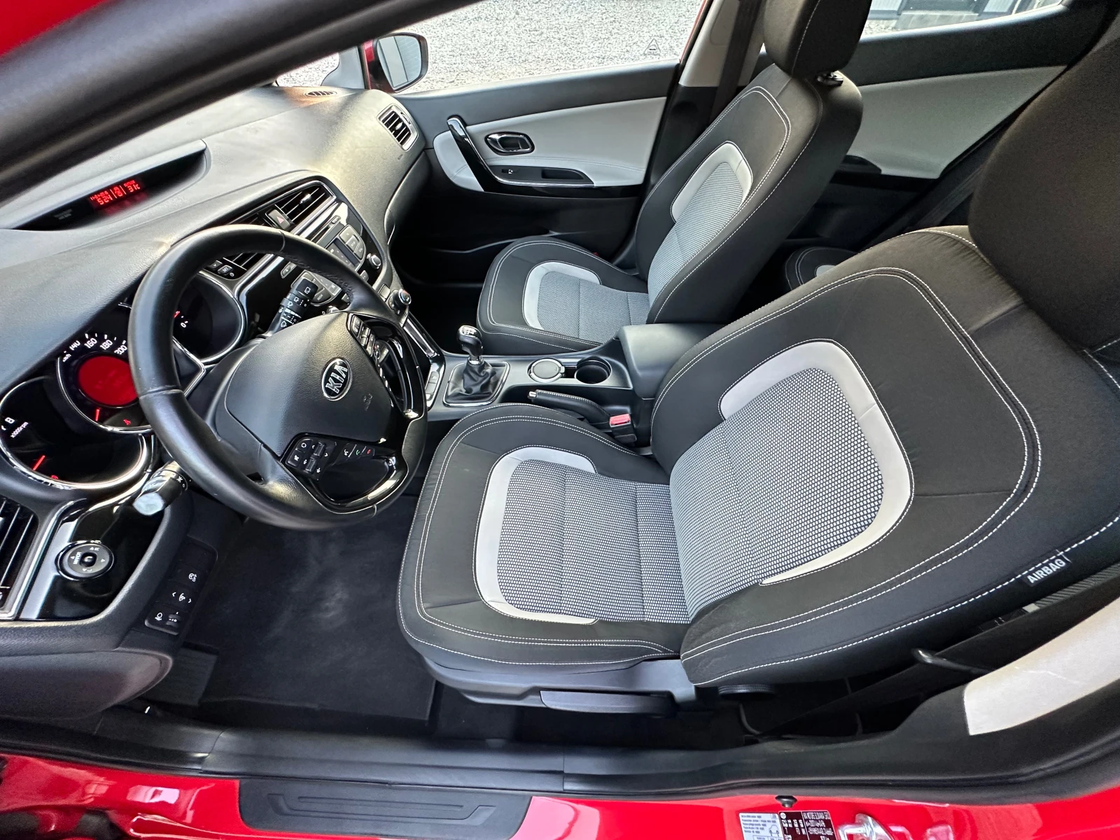 Kia Ceed BENZIN* TOP* FACE* LED* KAMERA - изображение 10