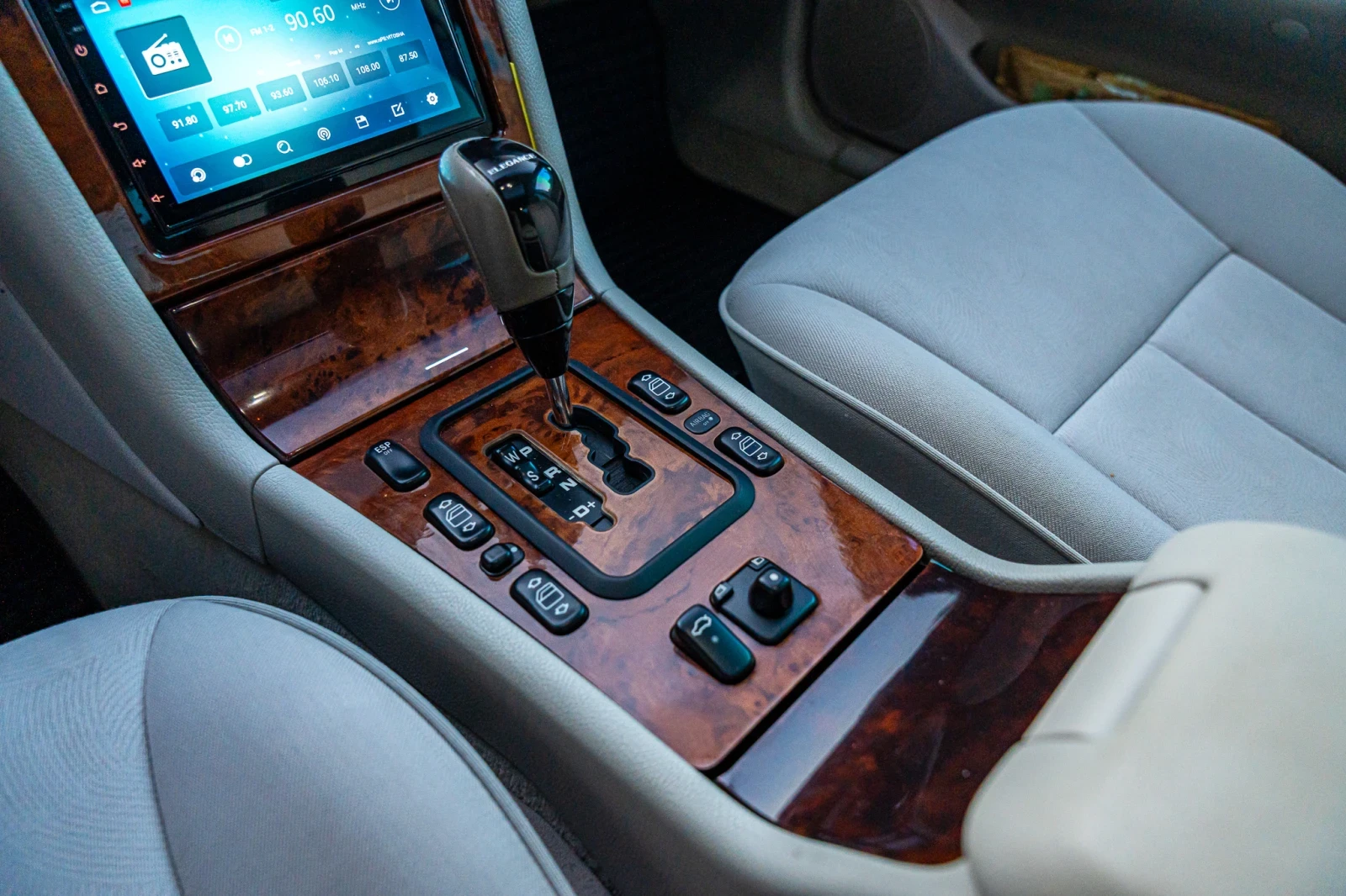 Mercedes-Benz E 270 CDI ELEGANCE ! | Mobile.bg   15