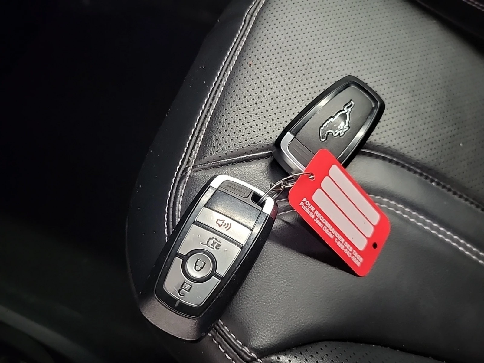 Ford Mustang Mach-E PREMIUM * * CARFAX * * АВТО КРЕДИТ * *  - изображение 10