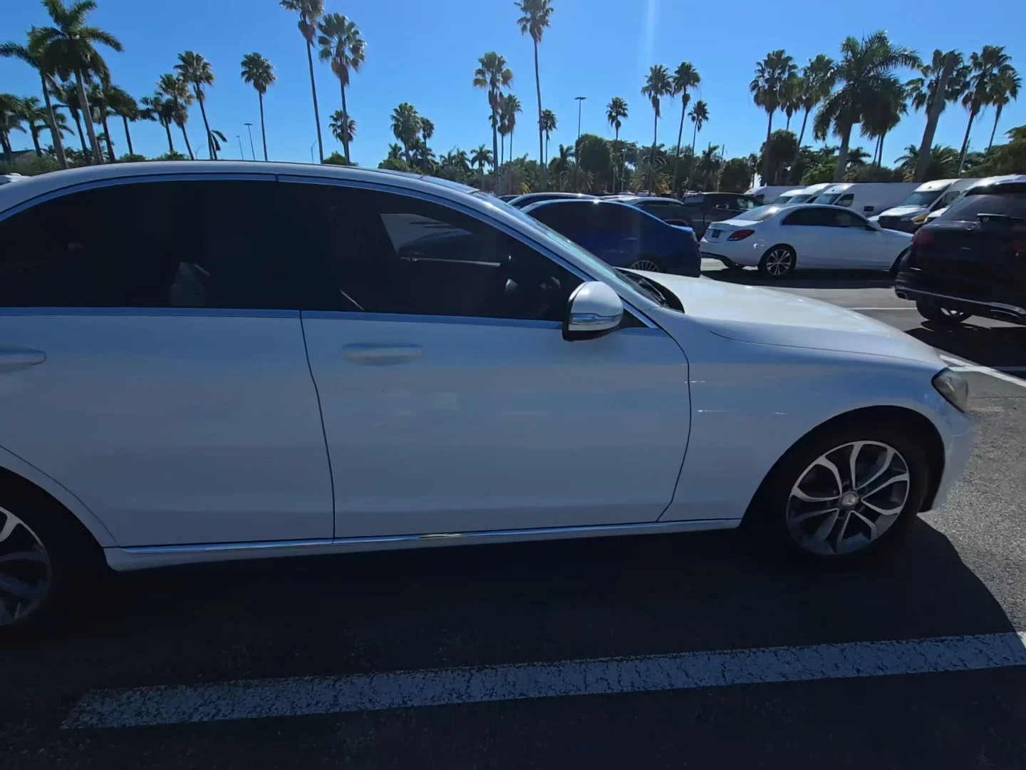 Mercedes-Benz C 300 * TOP* 4matic* PANO* BURMERSTER* CAMERA*  | Mobile.bg   4