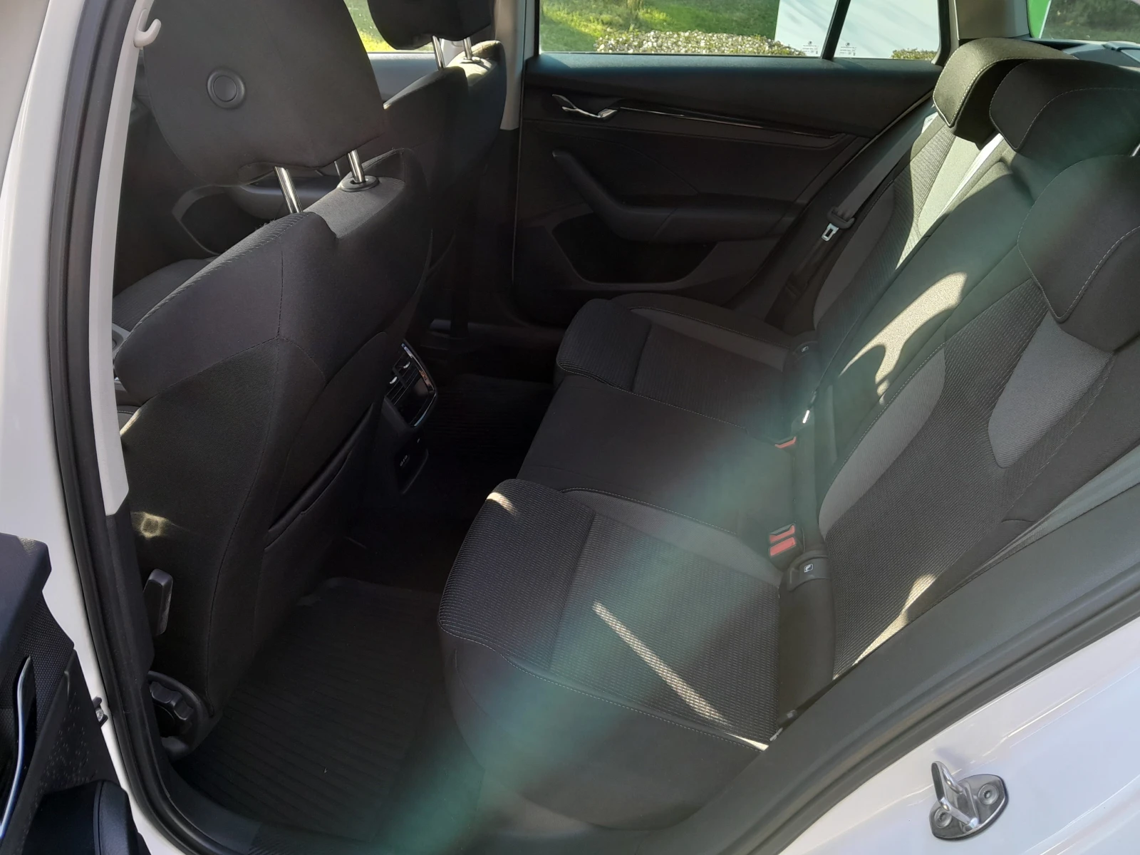 Skoda Octavia 2.0TDI/4х4/7DSG - изображение 7