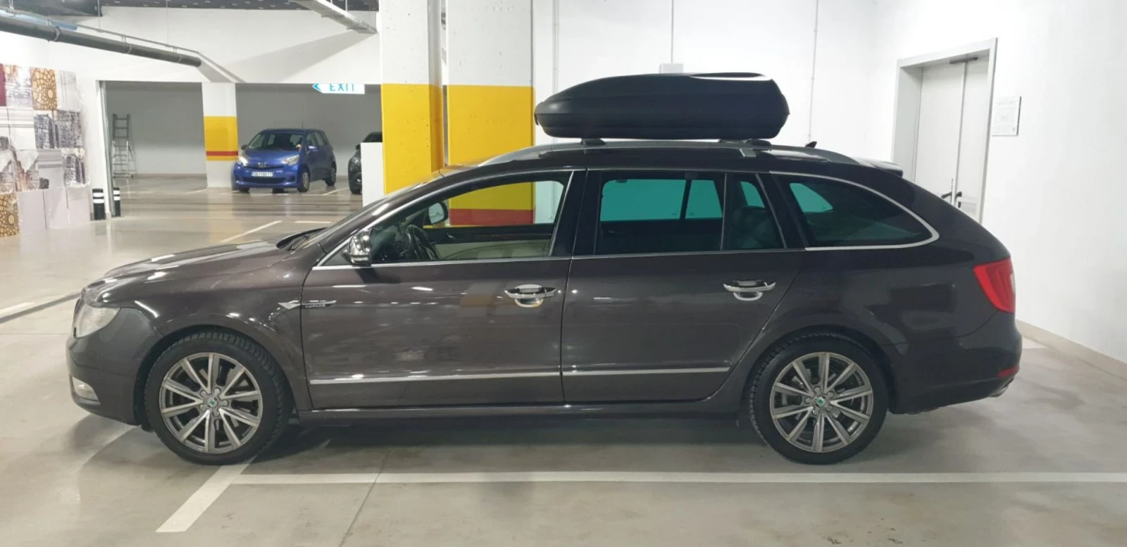 Skoda Superb 2.0 TDI ELEGANCE DSG 170 PS - изображение 2