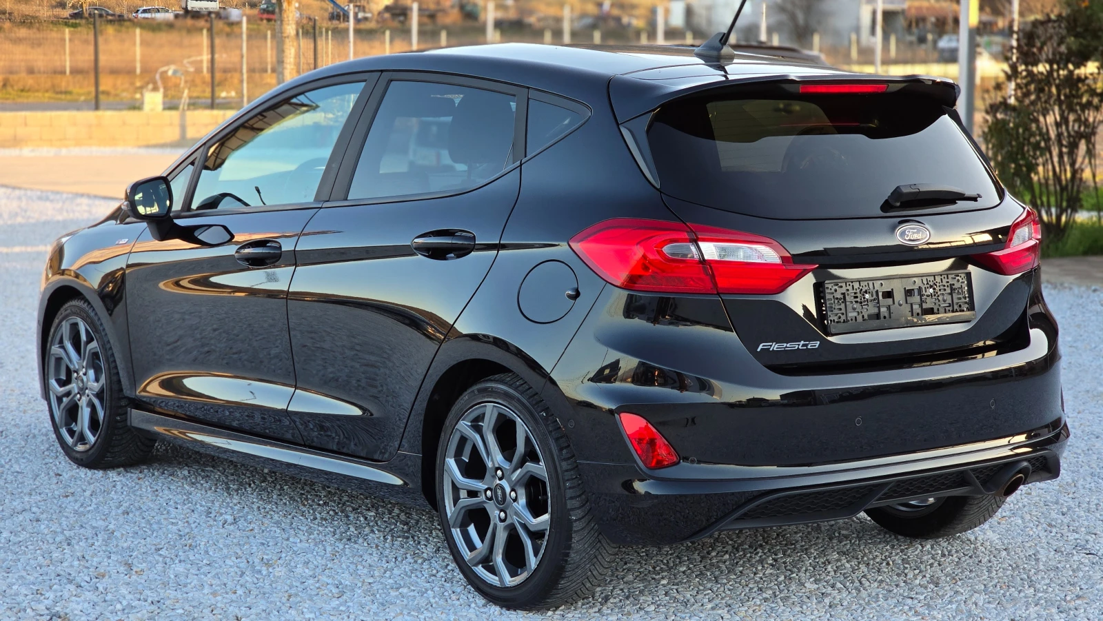 Ford Fiesta * ST-Line* , снимка 4 - Автомобили и джипове - 53802574