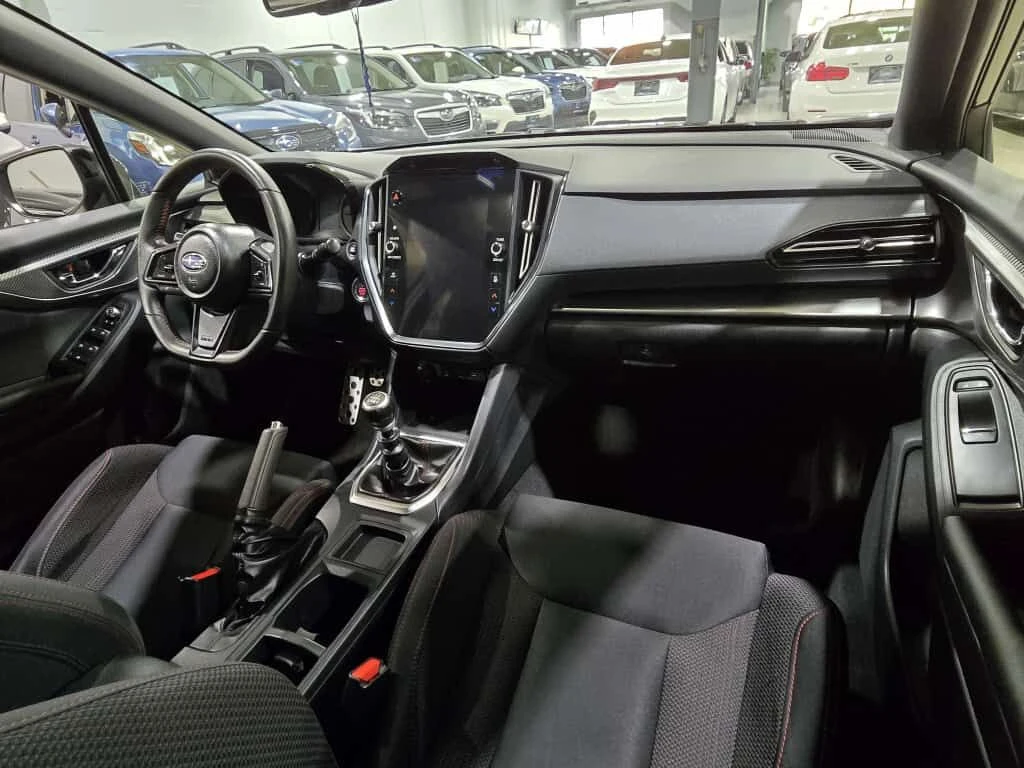 Subaru WRX * 6SPD MANUAL SPORT PKG PUSH START APPLE CARPLAY B, снимка 8 - Автомобили и джипове - 54237388