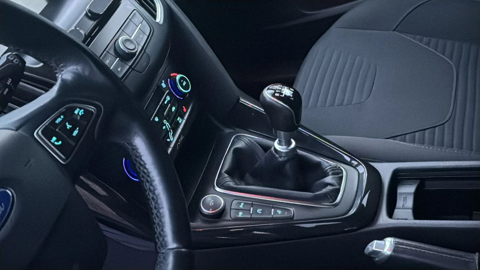 Ford Focus TITANIUM , снимка 12 - Автомобили и джипове - 54580192