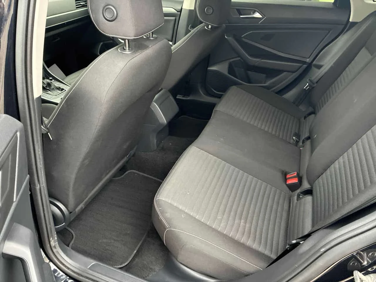 VW Jetta * Trendline * CARFAX * БЕЗ ПЪРВОНАЧАЛНА ВНОСКА, снимка 14 - Автомобили и джипове - 54760702