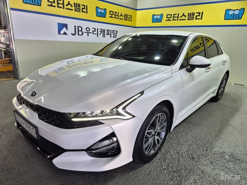 Kia K5 2.0* TRENDY* ПОДГРЕВ* КАМЕРА* КЕЙЛЕС* 
