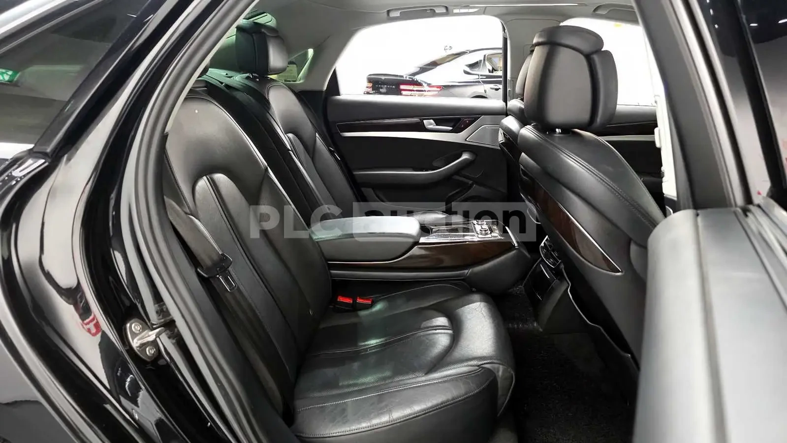 Audi A8 4.2TDI 360CAM/PANO/PRESTIGE LUXURY SPECIAL, снимка 10 - Автомобили и джипове - 54969818