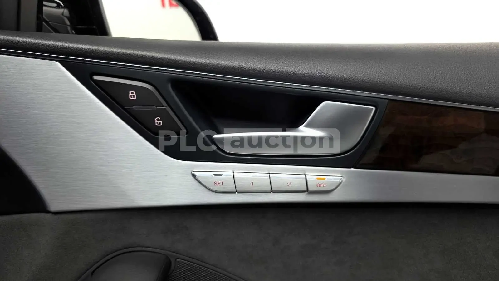 Audi A8 4.2TDI 360CAM/PANO/PRESTIGE LUXURY SPECIAL, снимка 16 - Автомобили и джипове - 54969818