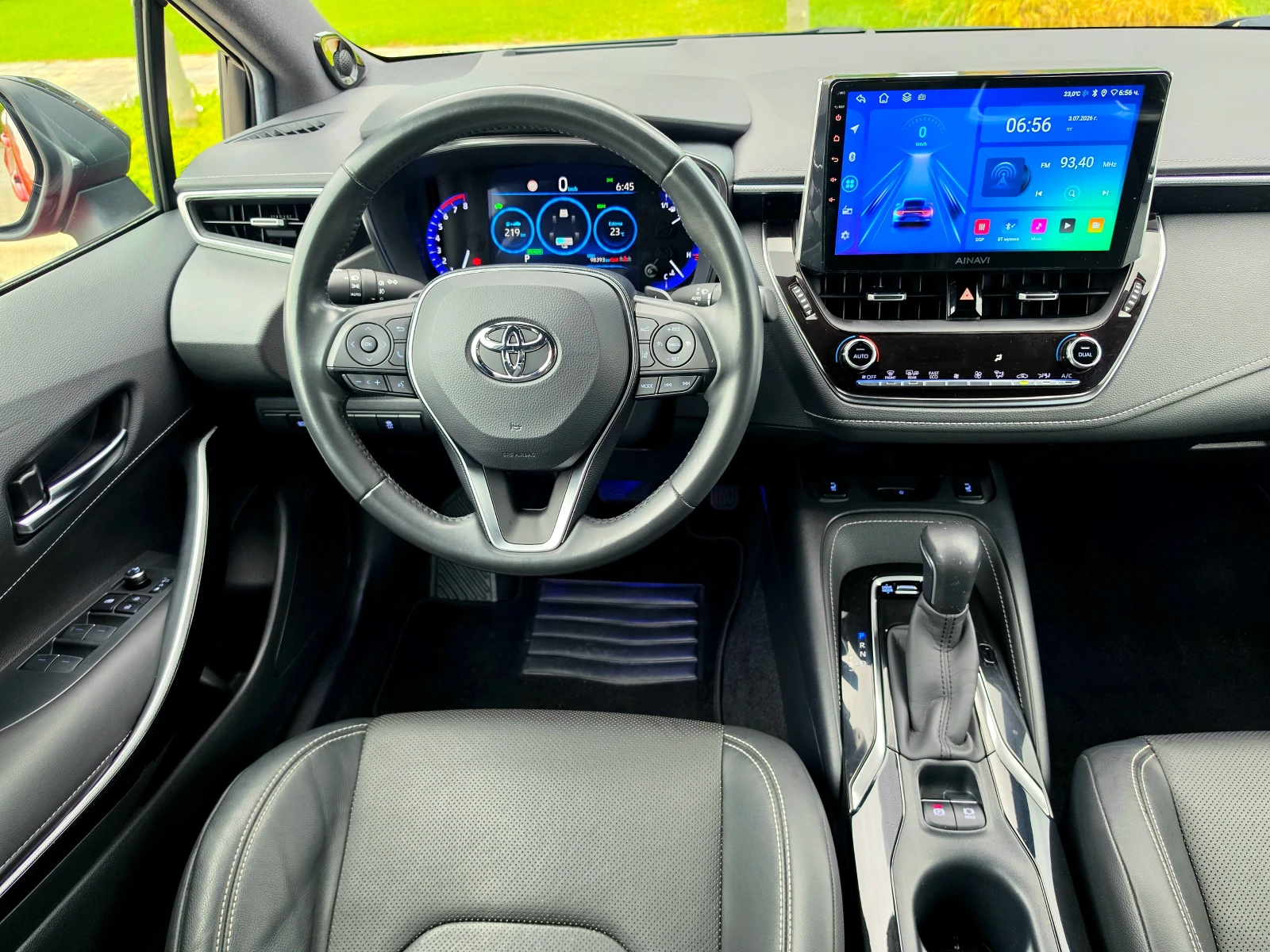 Toyota Corolla 2.0XYBRID* JBL* BI-TONE* FULL* ПЪЛНА ГАРАНЦИЯ* , снимка 11 - Автомобили и джипове - 55145399