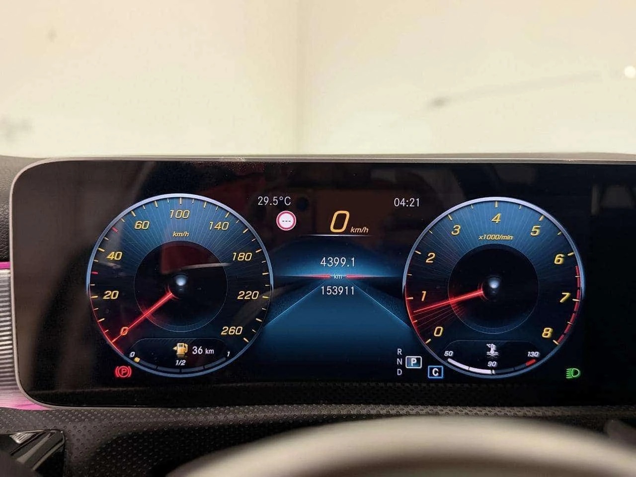 Mercedes-Benz A 220 * 4MATIC * ФИКСИРАНА ЦЕНА* , снимка 10 - Автомобили и джипове - 55170608