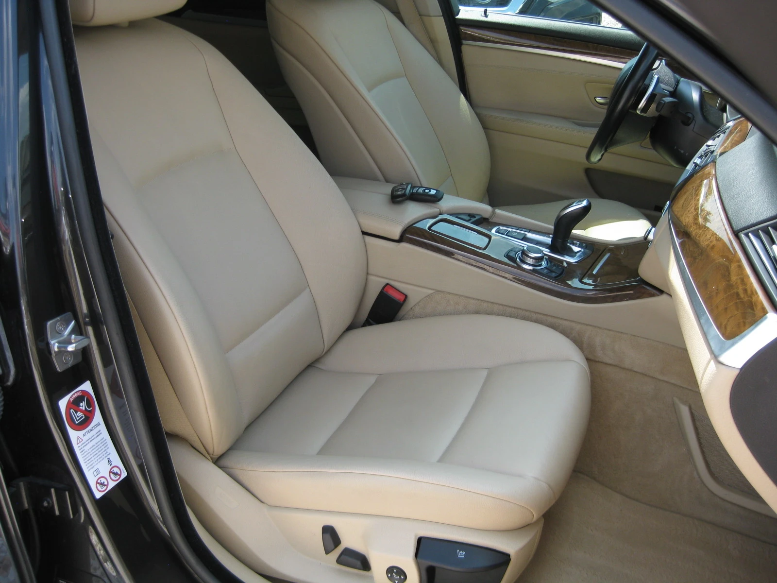 BMW 525 xd, снимка 13 - Автомобили и джипове - 55334343
