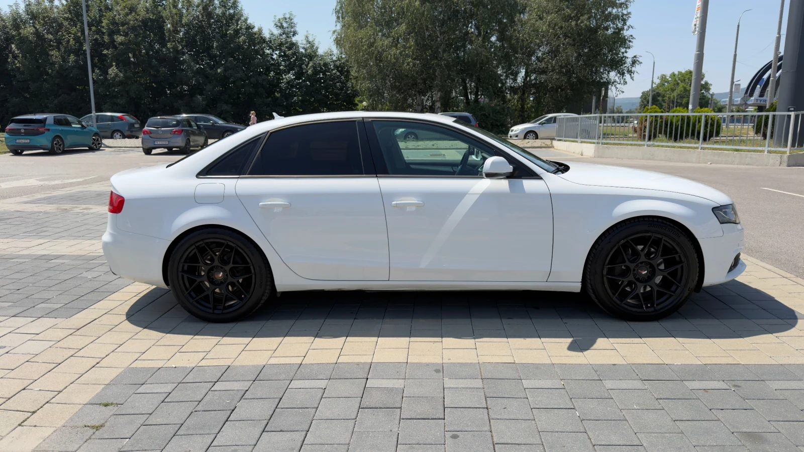 Audi A4, снимка 3 - Автомобили и джипове - 55365598
