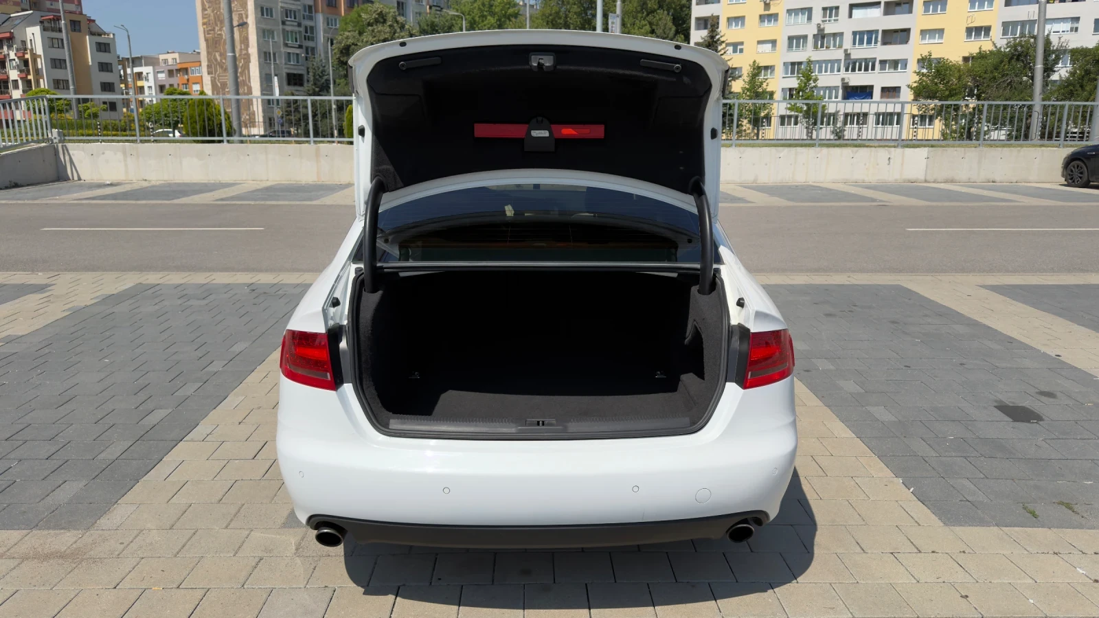 Audi A4, снимка 5 - Автомобили и джипове - 55365598