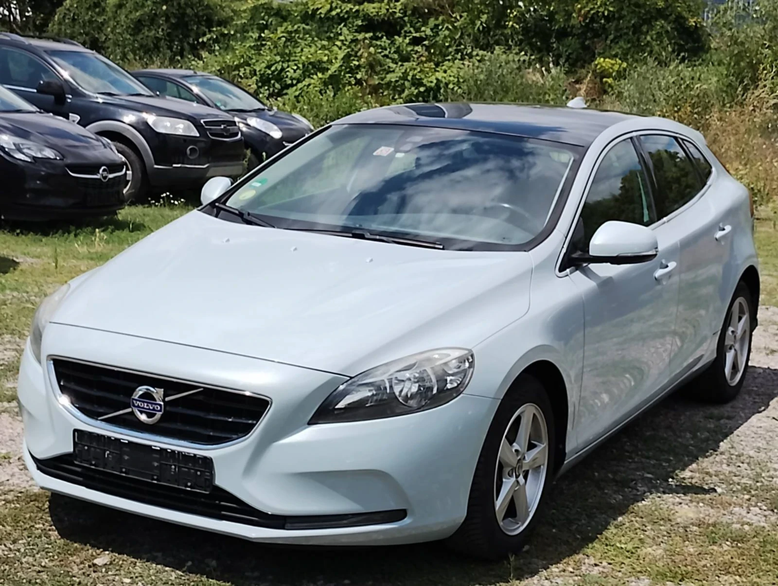 Volvo V40 2.0 D4-190к.с, снимка 3 - Автомобили и джипове - 55394555