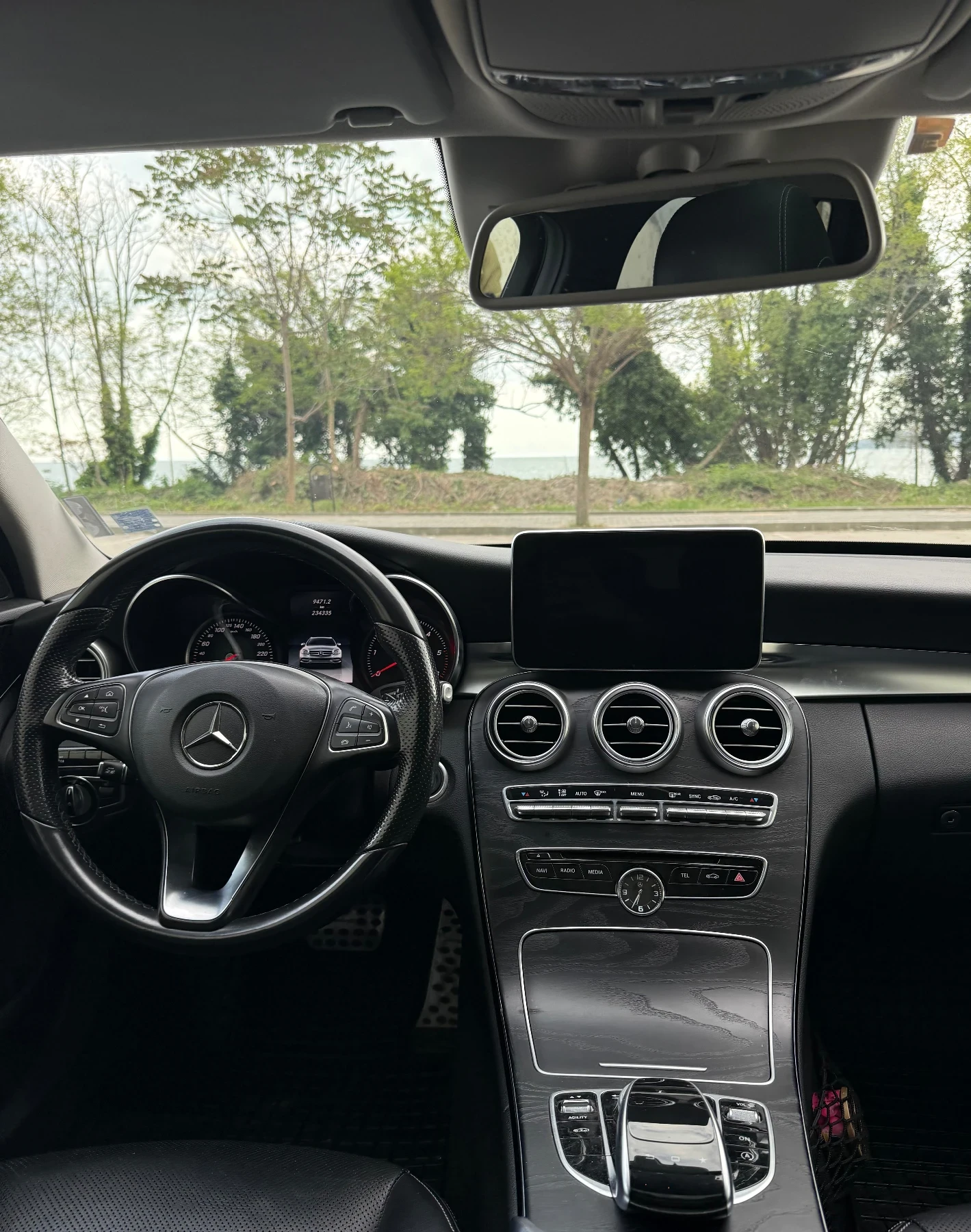Mercedes-Benz C 220, снимка 12 - Автомобили и джипове - 55461138