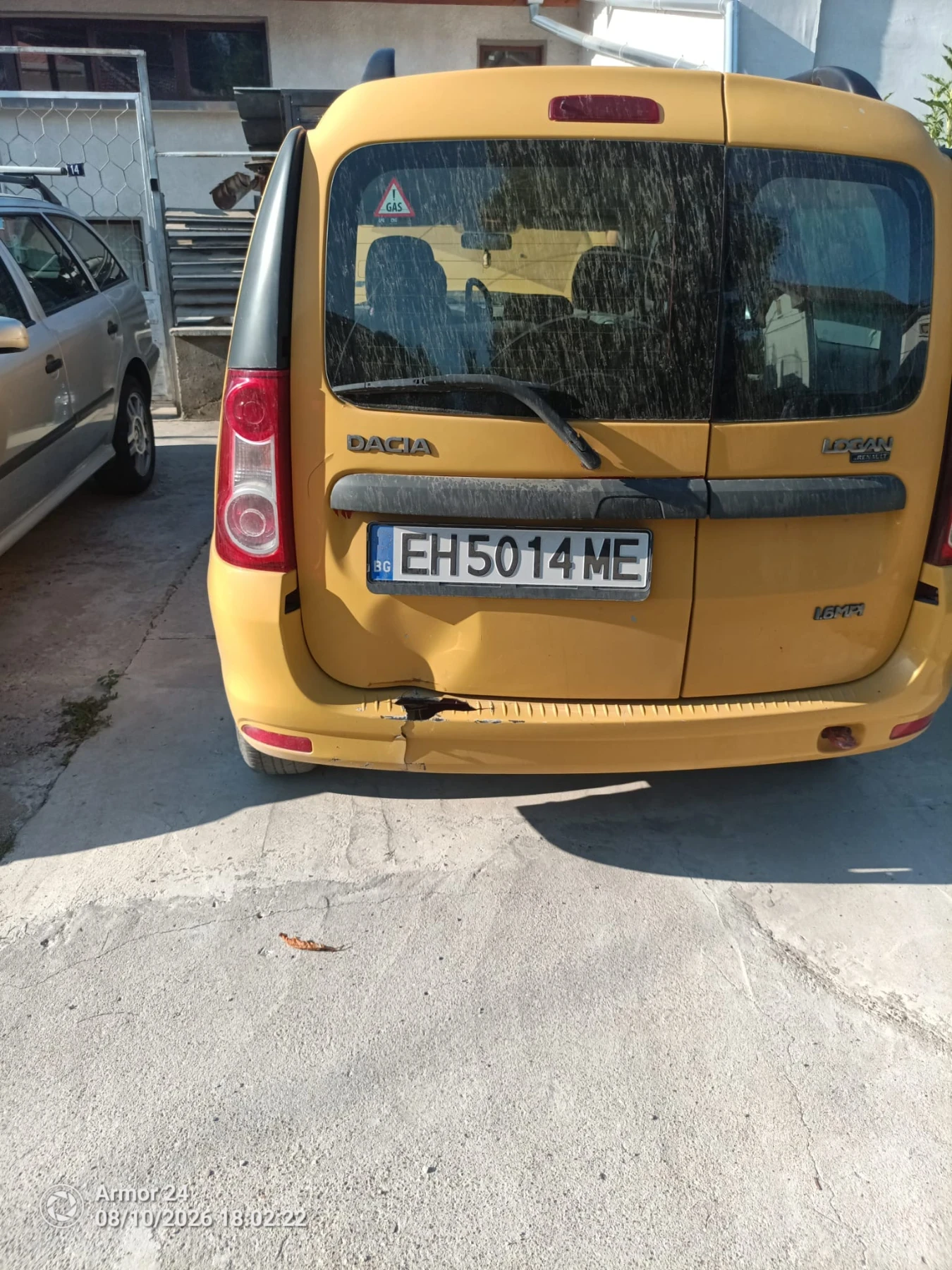 Dacia Logan 1.6 90к.с. Газ/Бензин , снимка 3 - Автомобили и джипове - 55632569