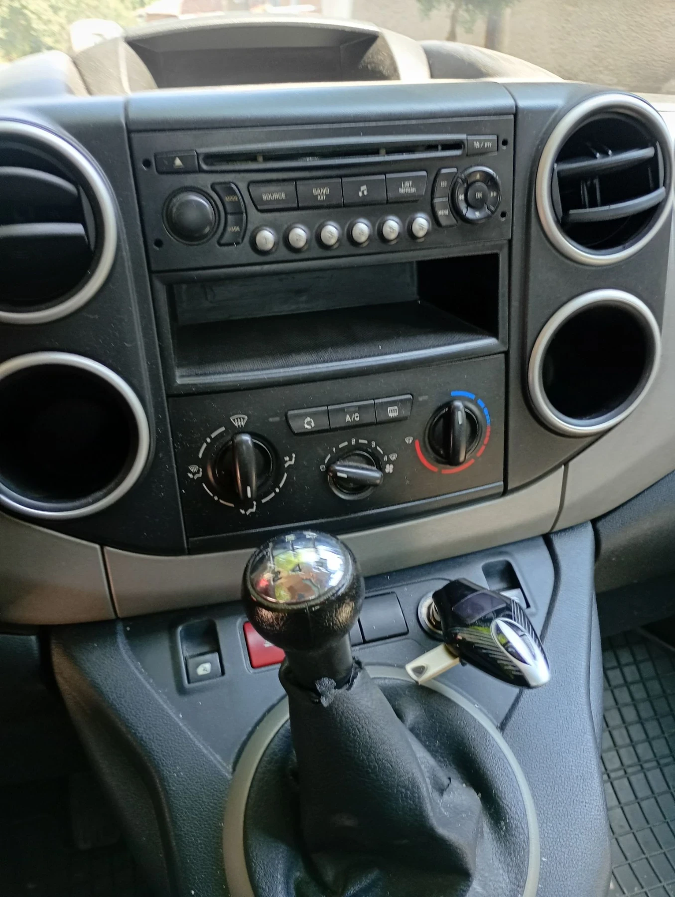 Citroen Berlingo, снимка 7 - Автомобили и джипове - 55705138
