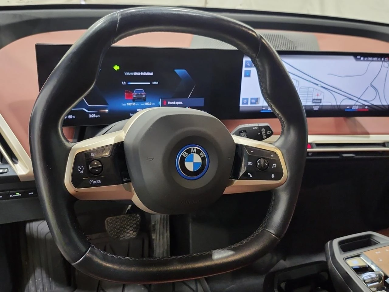 BMW iX XDRIVE50* Вакум* Масаж* 360* H&K* , снимка 15 - Автомобили и джипове - 55816067