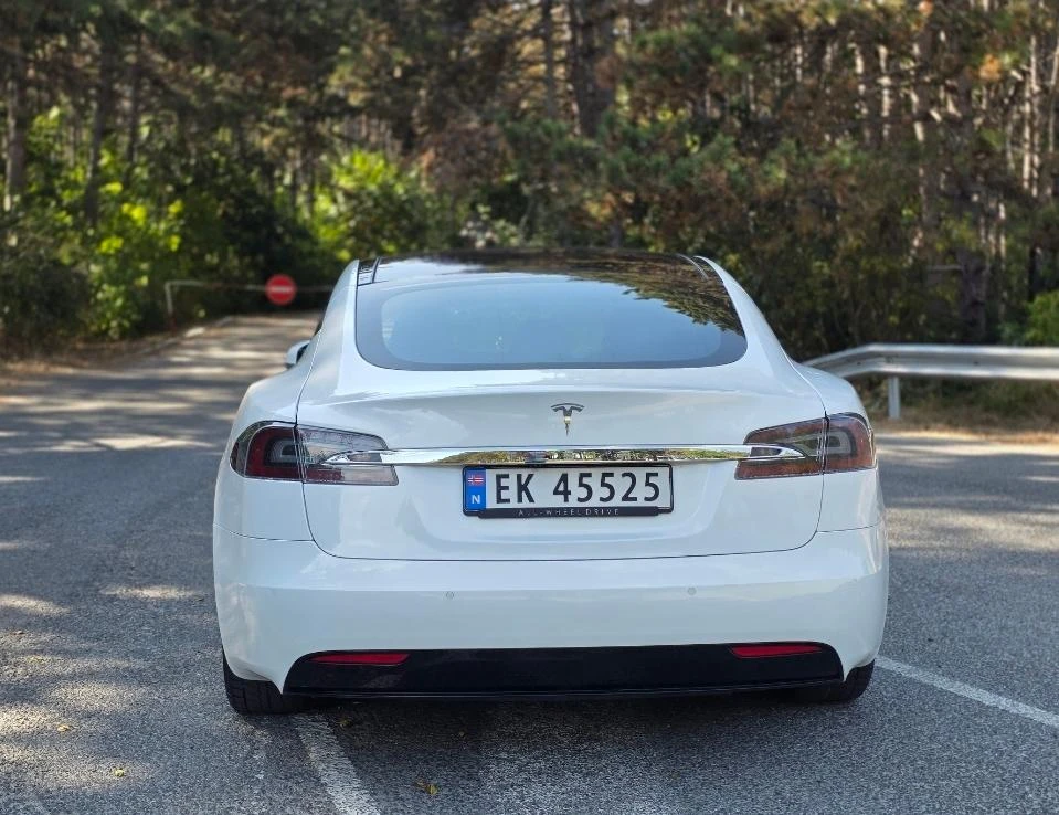 Tesla Model S 4x4 Европейска Автопилот, снимка 4 - Автомобили и джипове - 56037409