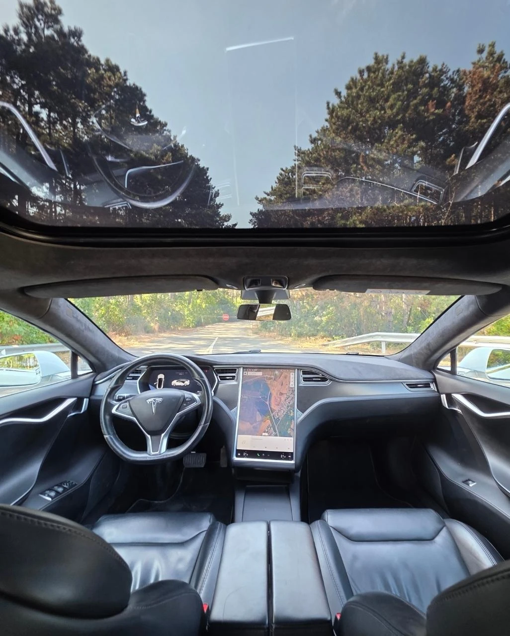 Tesla Model S 4x4 Европейска Автопилот, снимка 15 - Автомобили и джипове - 56037409