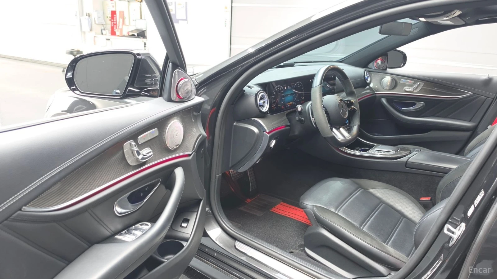 Mercedes-Benz E 53 AMG FACELIFT* PPF* HUD* DIS* ОБДУХ* SOFT-CLOSE* КРАЙНА, снимка 9 - Автомобили и джипове - 56302038