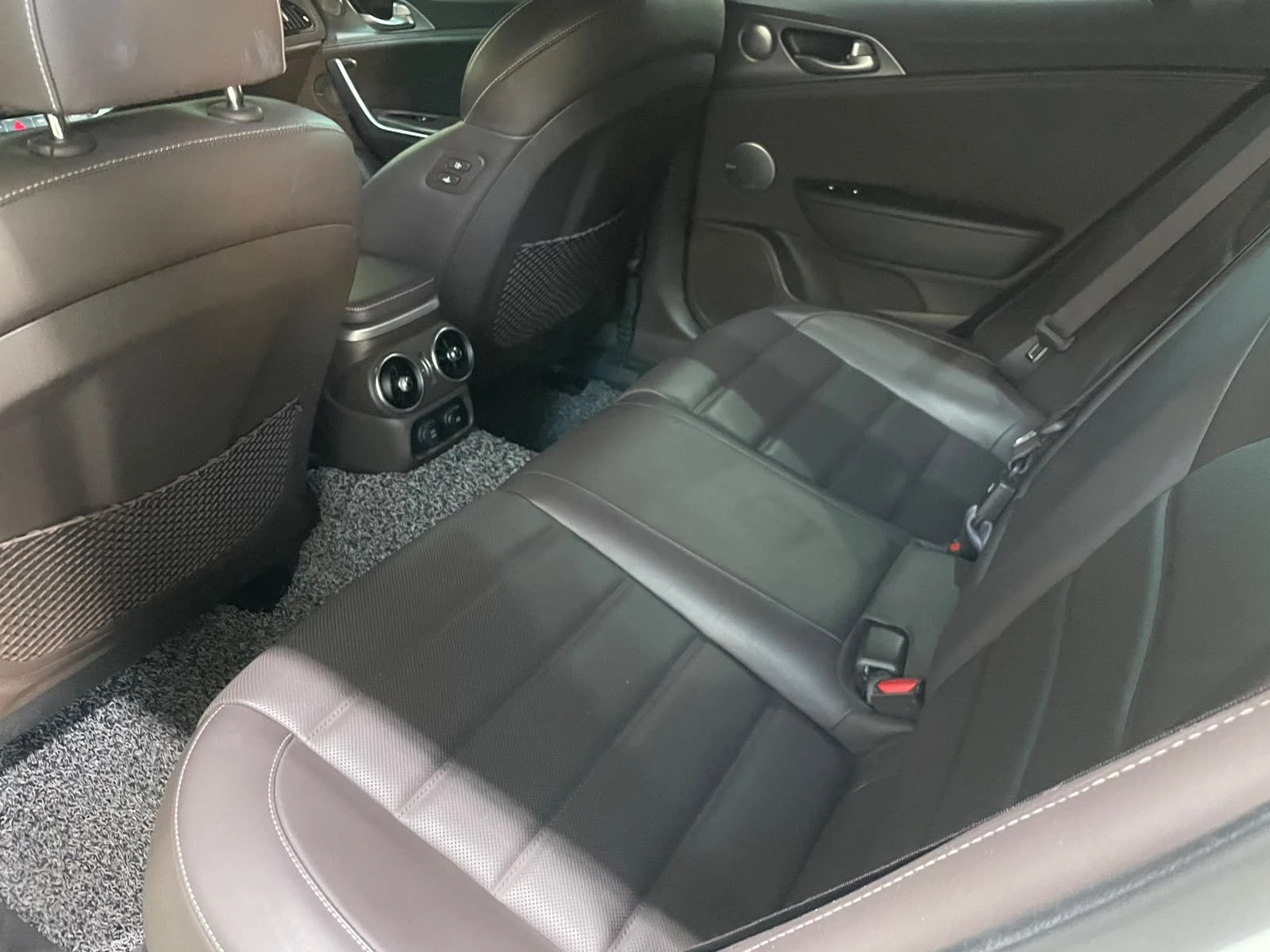 Kia Stinger 3.3 Turbo AWD ! GT ! | Mobile.bg � ����������� 11
