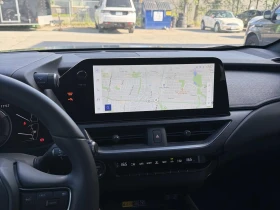 Lexus UX 250h 2 КЛЮЧА * ПАНОРАМА * HUD * CARFAX, снимка 10