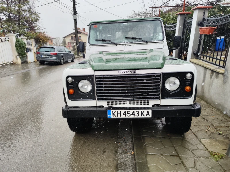 Land Rover Defender 9местен, снимка 6 - Автомобили и джипове - 48668886