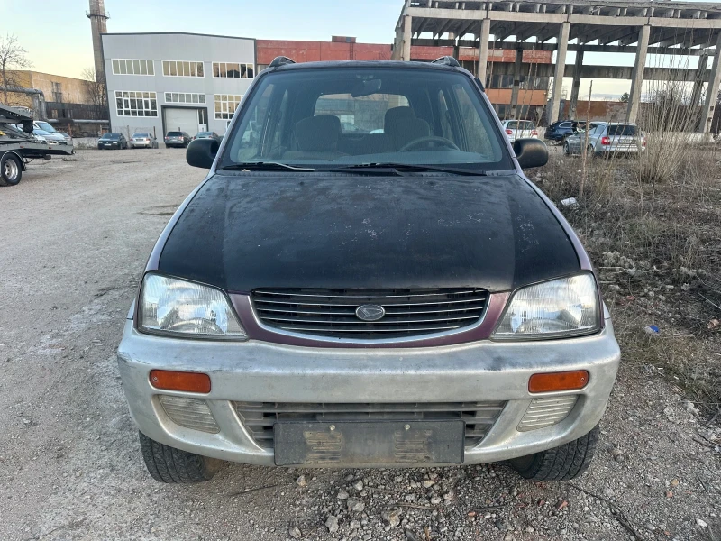 Daihatsu Terios 1.3i 4x4 ГАЗ Италия, снимка 9 - Автомобили и джипове - 48919804