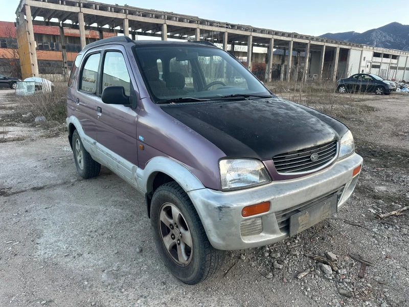 Daihatsu Terios 1.3i 4x4 ГАЗ Италия, снимка 8 - Автомобили и джипове - 48919804