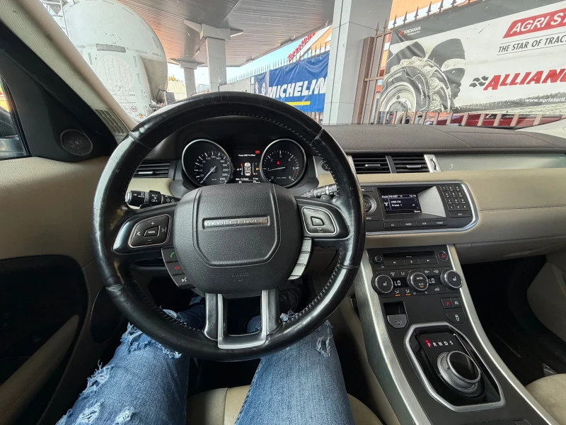 Land Rover Range Rover Evoque 2.2D* Автоматик* Кожа, снимка 14 - Автомобили и джипове - 52136693