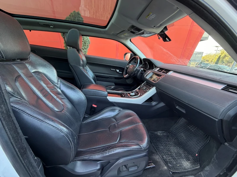 Land Rover Range Rover Evoque 2.2D* Панорама* Автоматик, снимка 7 - Автомобили и джипове - 52136693