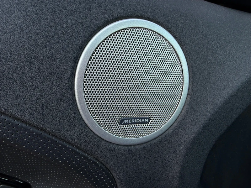 Land Rover Range Rover Evoque 2.2D* Панорама* Автоматик, снимка 12 - Автомобили и джипове - 52136693